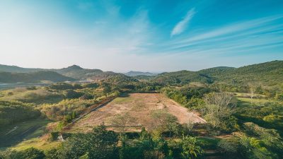 Comment calculer le prix d’un terrain non constructible ?